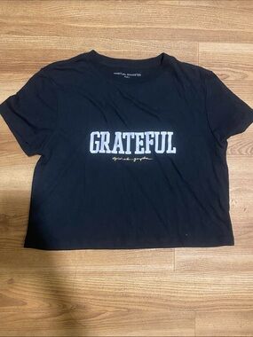 EUC Spiritual Gangster Black "Grateful" Graphic Tee size small